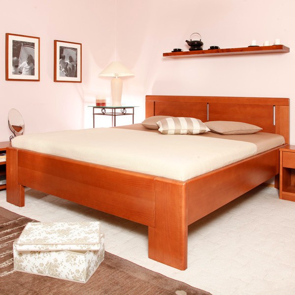 Deluxe 3 - zvýšená masivní buková postel, buk průběžný lak č. 20 třešeň