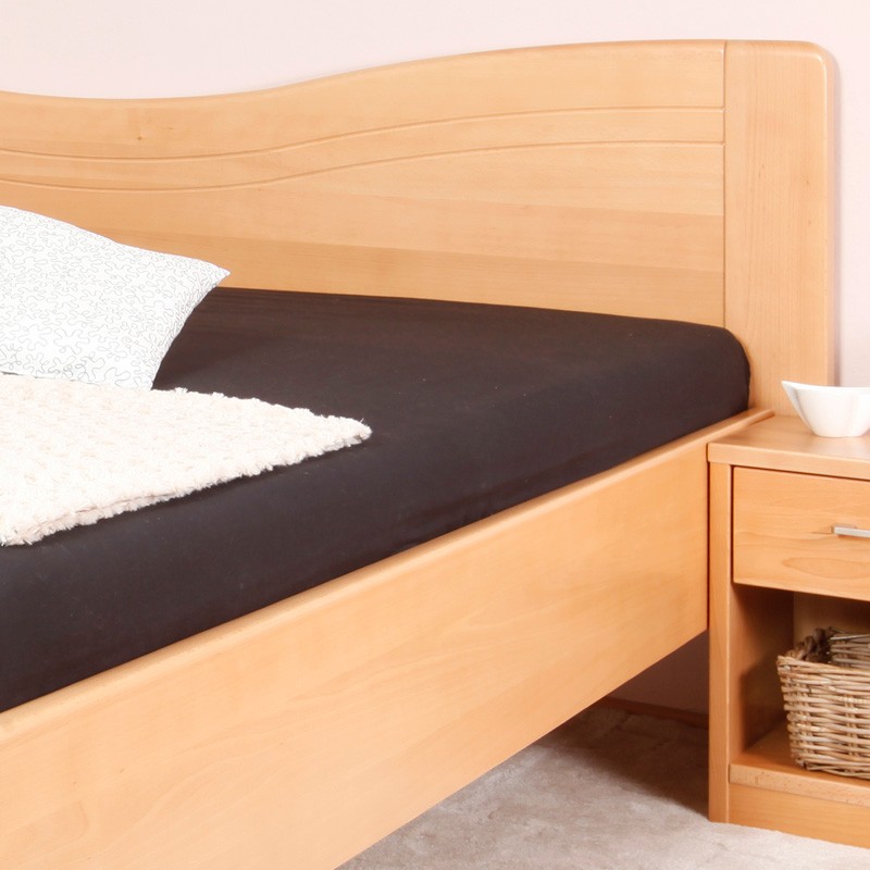 Zvýšená postel K-Design 1A masiv buk průběžný, lak č.10 přírodní